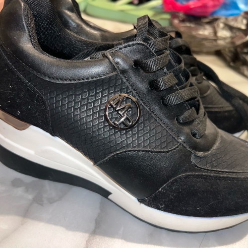 Shoes size 37 used in almost like new condition