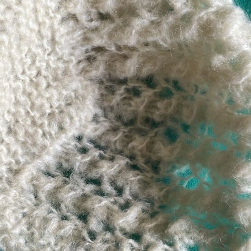 Knitted hats new, 2 pieces, pink and white, woolen