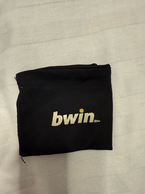Περικάρπιο Bwin με φερμουάρ σαν καινούργιο