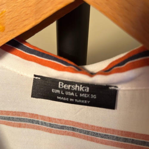 Bershka long shirt like new, with belt, white and blue, size L