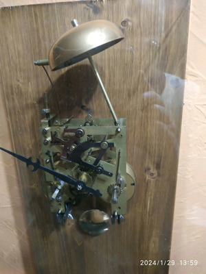 Wall clock wind-up with old mechanism and plexiglass case new