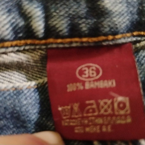 Jeans like new, size XL 42, blue