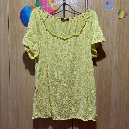 Crinkled yellow blouse used, size XXL