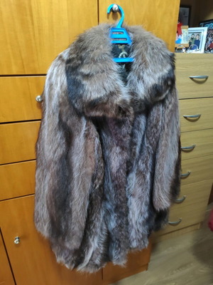Natural raccoon fur coat like new, size Large-XL