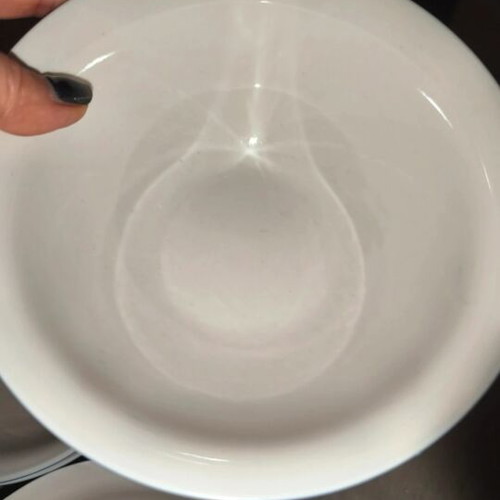 Serving bowls set of 4 like new