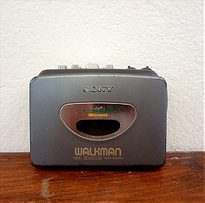 SONY walkman cassette player / auto reverse WM-EX344
