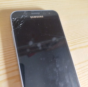 Samsung Galaxy J3 (2016)
