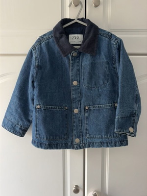 Zara jean jacket like new with corduroy collar and quilted lining, size 4 years