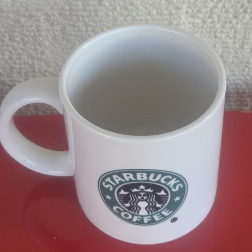 Starbucks Vintage Venti Mug 600ml like new, collectible