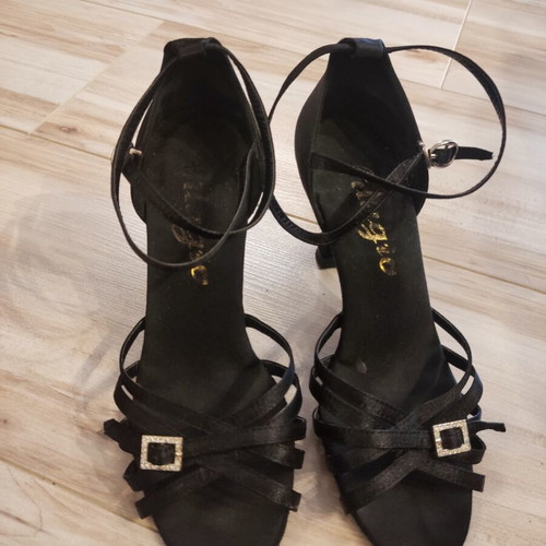 Latin dance shoes like new, black with silver details, heel height 8 cm
