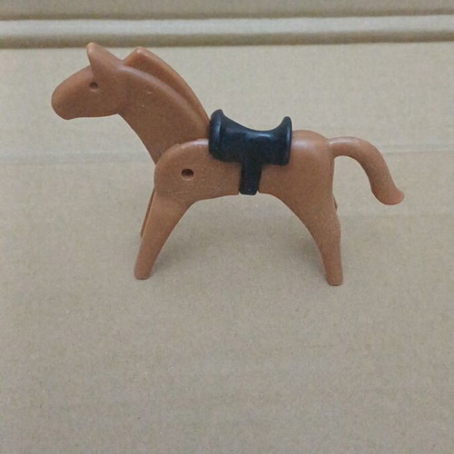 Vintage brown Playmobil horse like new, animal parts