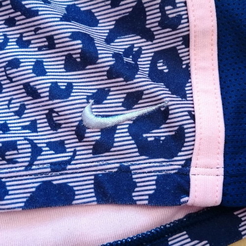Nike Dri-FIT women's short leggings with leopard print, size S