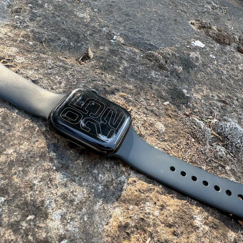 Apple Watch Series 9 45mm GPS like new