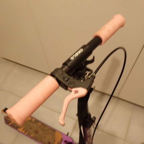 Oxelo MID5 children's scooter like new with brake and suspension