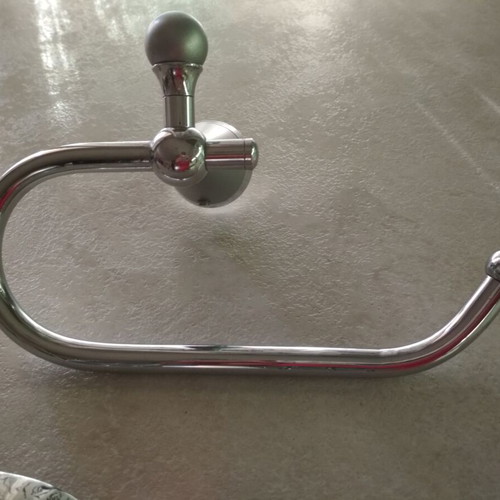 Bathroom accessory set like new with light, paper holder, and double hooks
