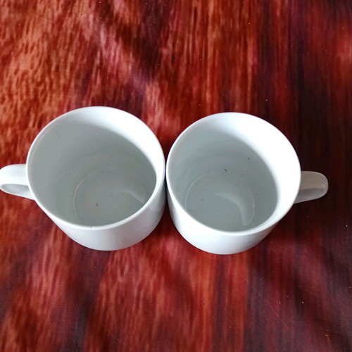 Coffee mugs used, set of 2, white porcelain