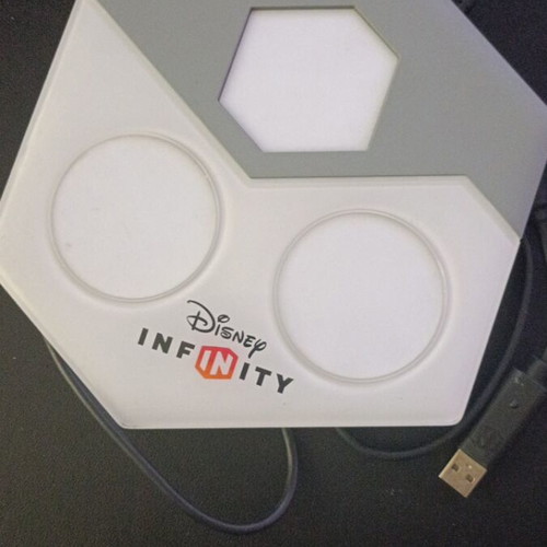 Disney Infinity Base used, universal portal