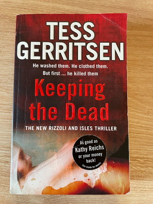 Αγγλικό μυθιστόρημα Tess Gerritsen Keeping the Dead σαν καινούργιο