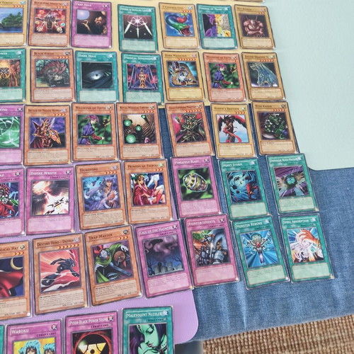 Yu-Gi-Oh! Konami card set 100+ used, monsters, spells, traps