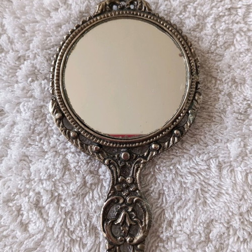 Hand mirror like new, vintage 13×7 cm