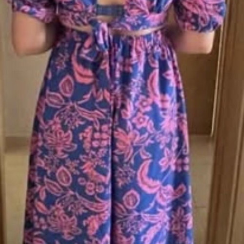 Shein dress like new, cool and airy, size Large with elastic