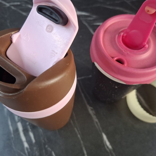 Tupperware and Bamboocup coffee cups used, broken lid on Bamboo cup