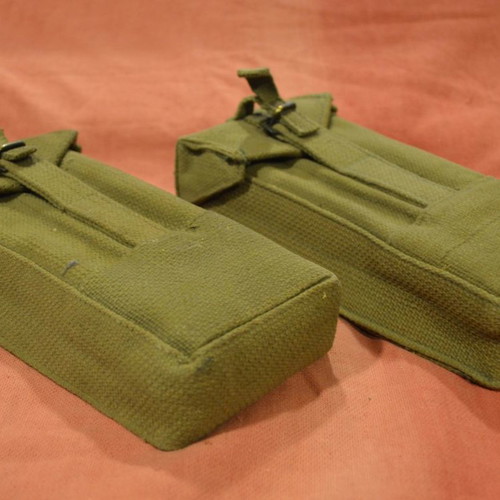 Canvas pouches of WWII for three magazines new