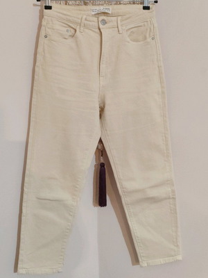 Stradivarius beige mom jeans like new, size L