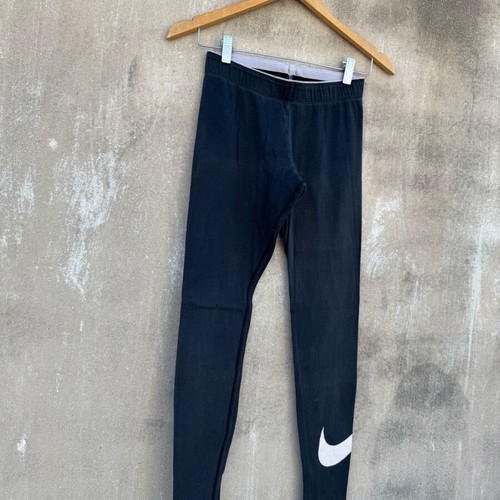 Nike legging used, size S-M, black and white