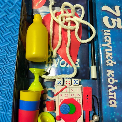 Magic School Board Game Remoundo with 75 Tricks like new