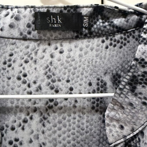 Dress oversized with snake pattern like new, black and grey