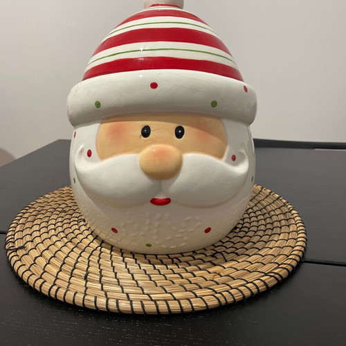 Large cookies jar used, very good condition