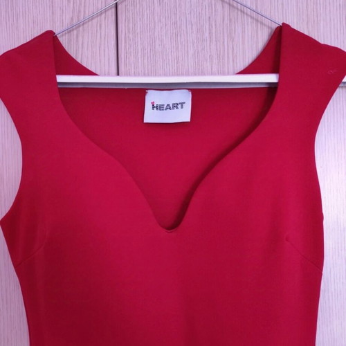 Red midi dress with neckline like new