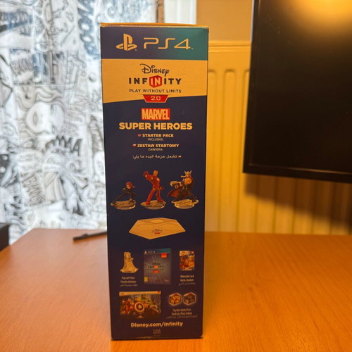 PS4 Disney Infinity 2.0 Starter Pack like new