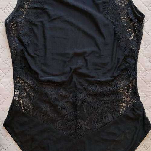 Blue Vanilla bodysuit black sleeveless with lace like new, size L