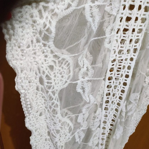 Kaftan Anel white transparent lace like new