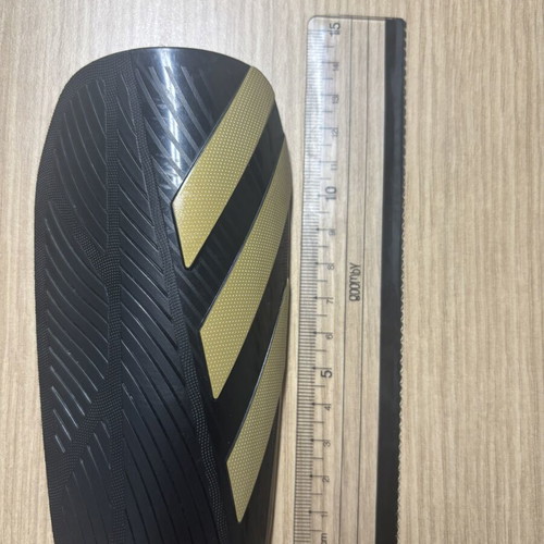 Shin guards used, for child 6-8 years old