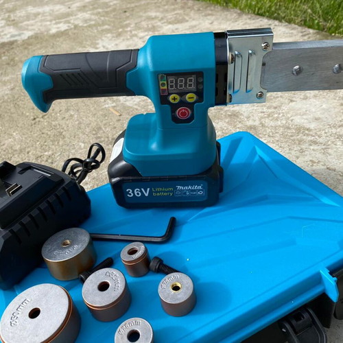 Makita 36V Cordless PPR Pipe Welding Tool with Battery and Accessories