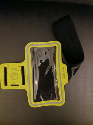 Spigen Armband Case for Mobile Phone like new, ideal for exercise