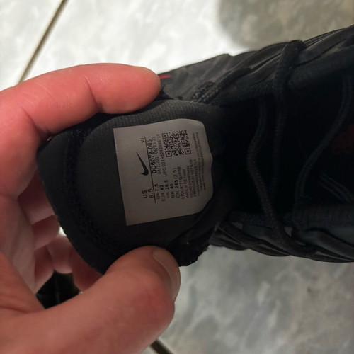 Nike TN Air Max Plus sneakers like new, size 42, black and red