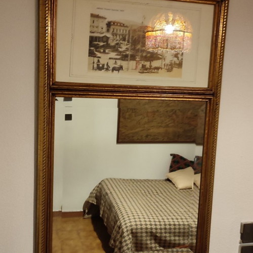 Mirror with Omonia design used with frame