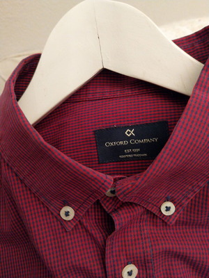 Oxford Company men's shirt XL used, fine checkered black and burgundy