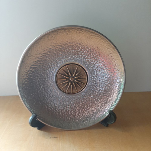 Macedonian Plate with Vergina Sun, Like New, 20cm Diameter