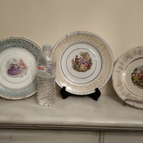 Vintage decorative porcelain plates, pack of 3
