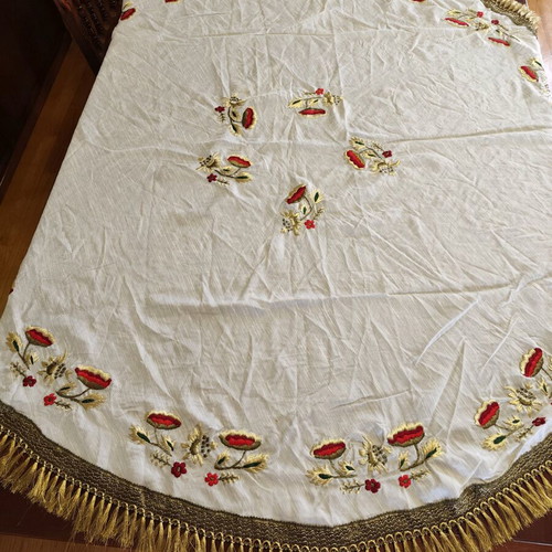 Handmade old tablecloth used, diameter 150
