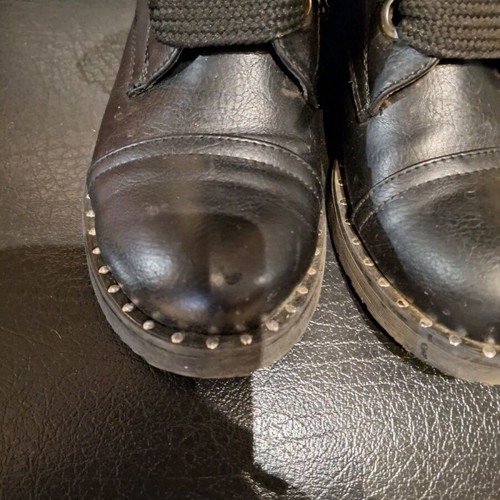 Adam's Shoes leather ankle boots size 36 used with metal details