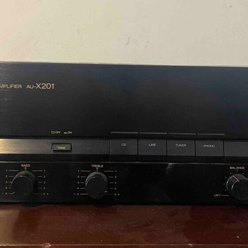 Sansui AU-X201 amplifier used