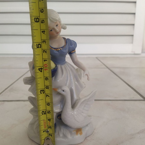 Vintage decorative figurine little villager girl 16 cm like new
