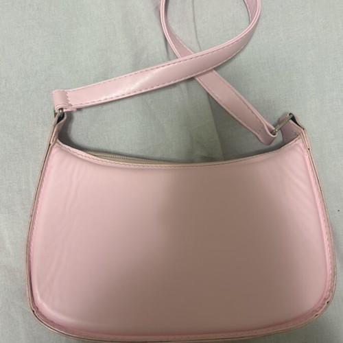Pink shoulder bag like new