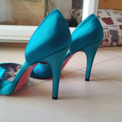 Paris Hilton peep toe heels brand new, emerald color, size 39